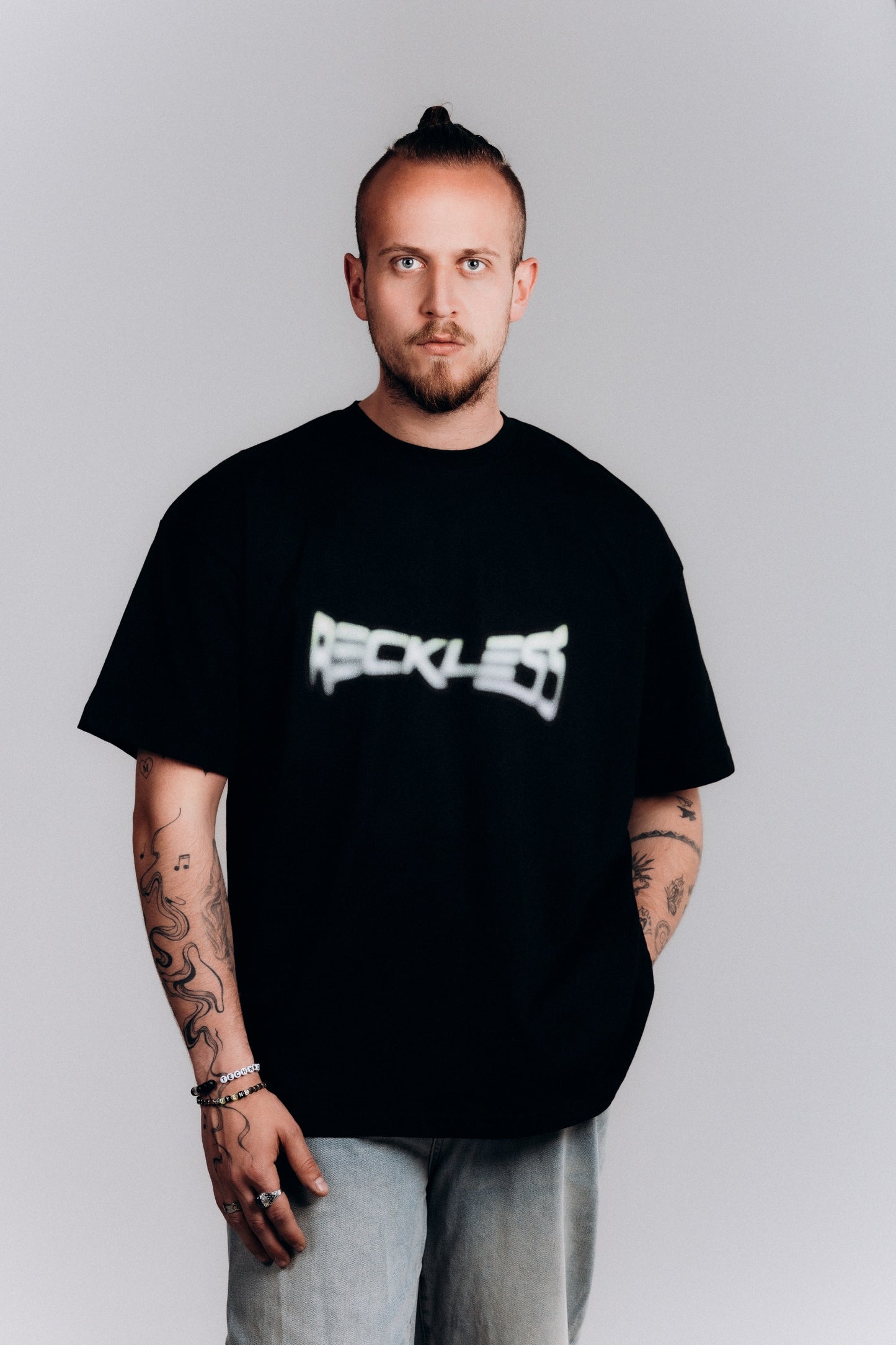 RECKLESS Blurred Wordmark Tee Black